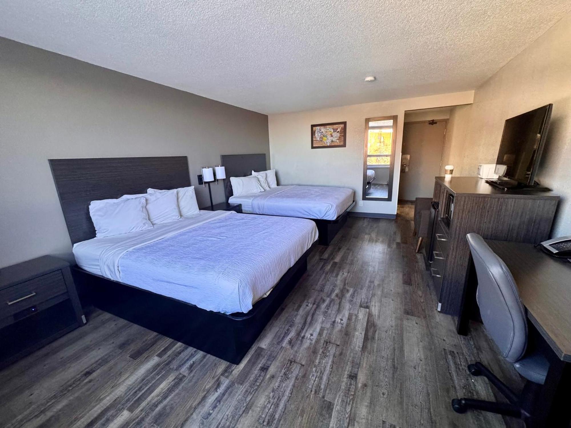 Baymont By Wyndham Great Falls City Center Exterior photo