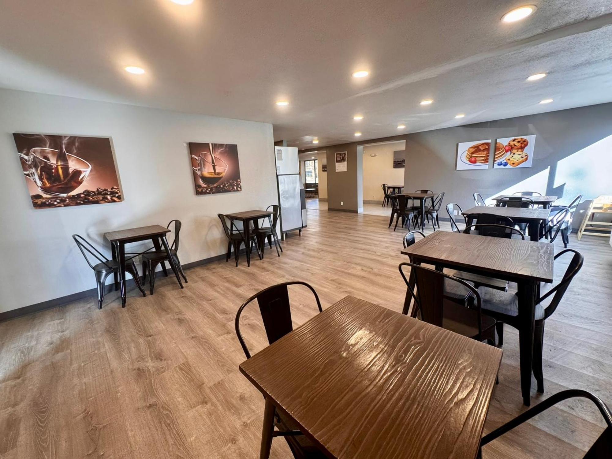 Baymont By Wyndham Great Falls City Center Exterior photo