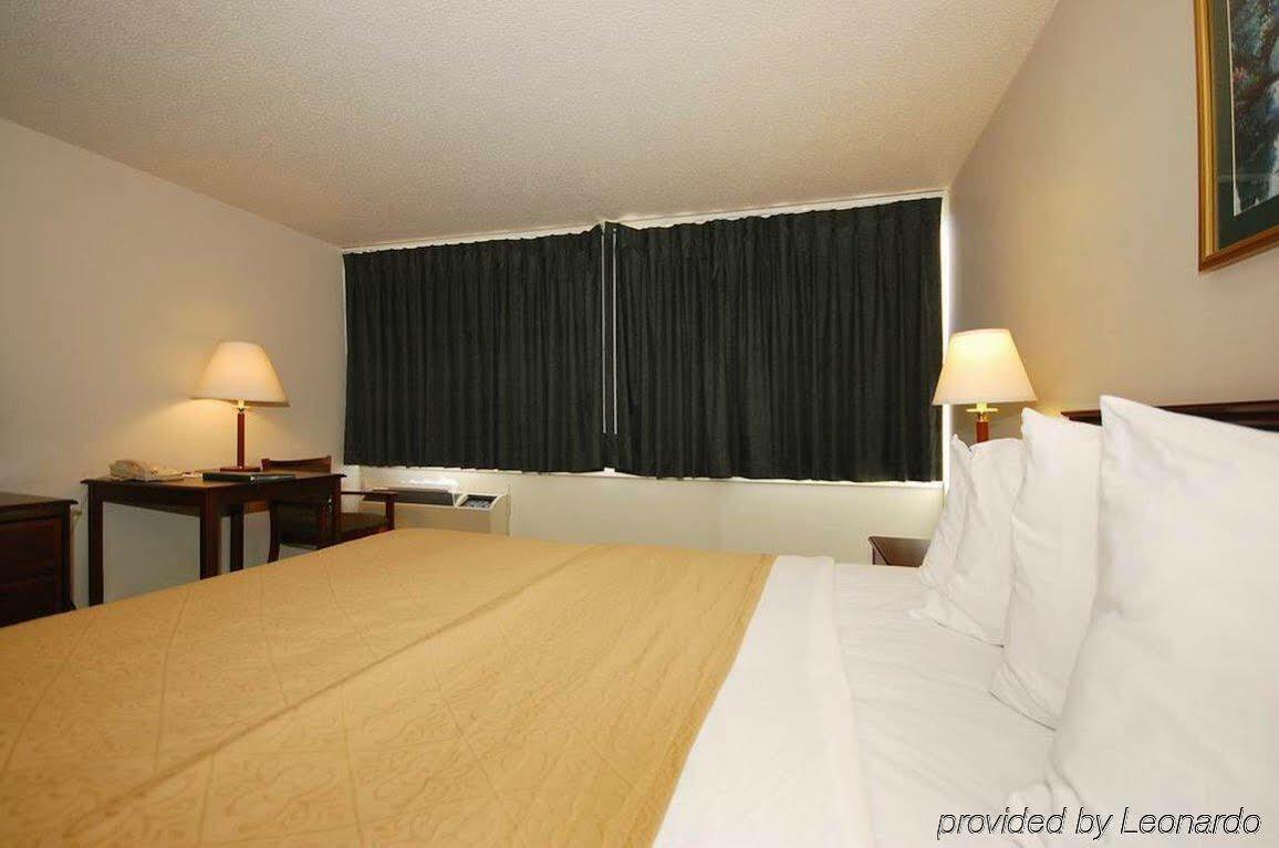Baymont By Wyndham Great Falls City Center Exterior photo