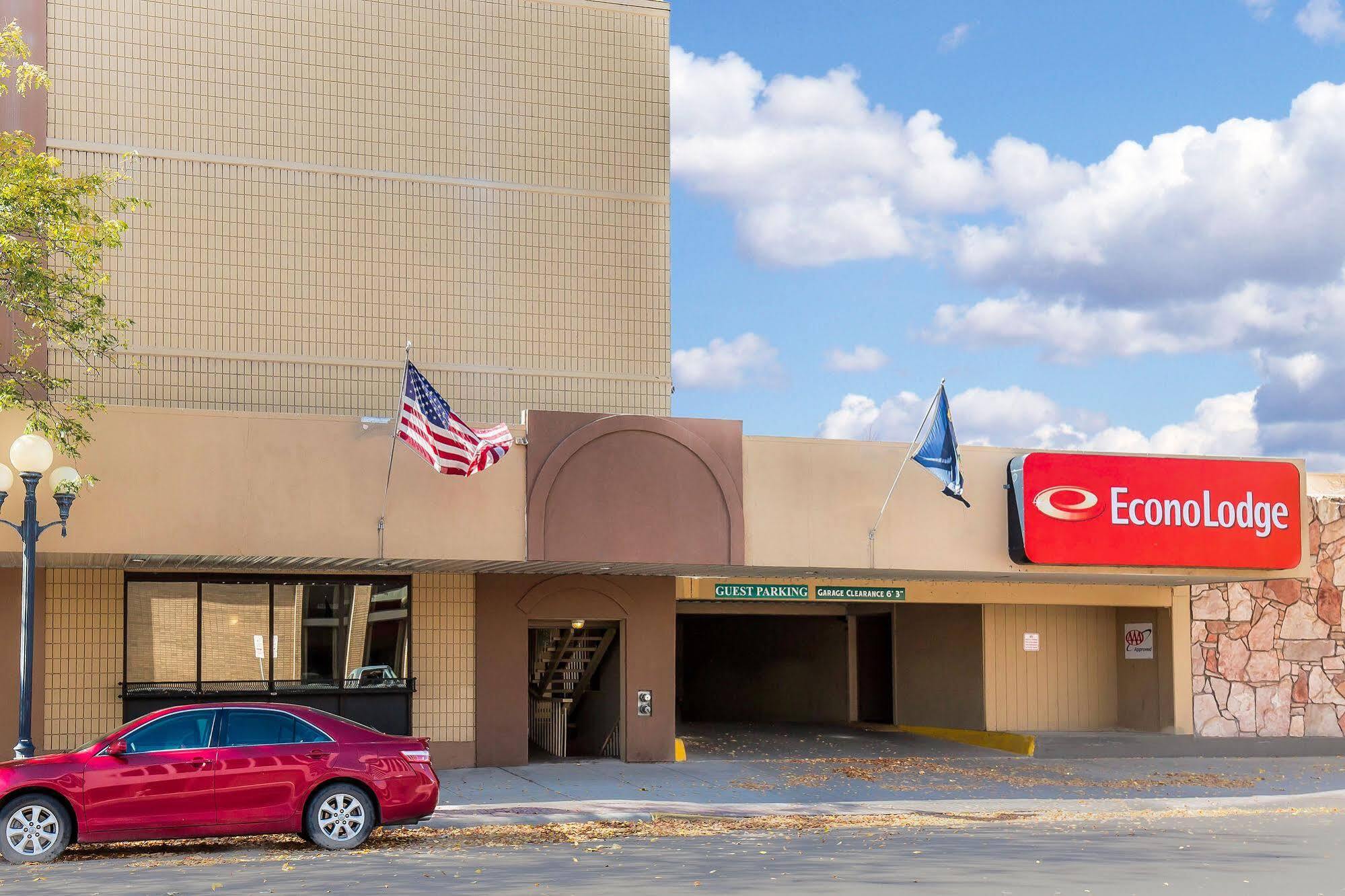 Baymont By Wyndham Great Falls City Center Exterior photo